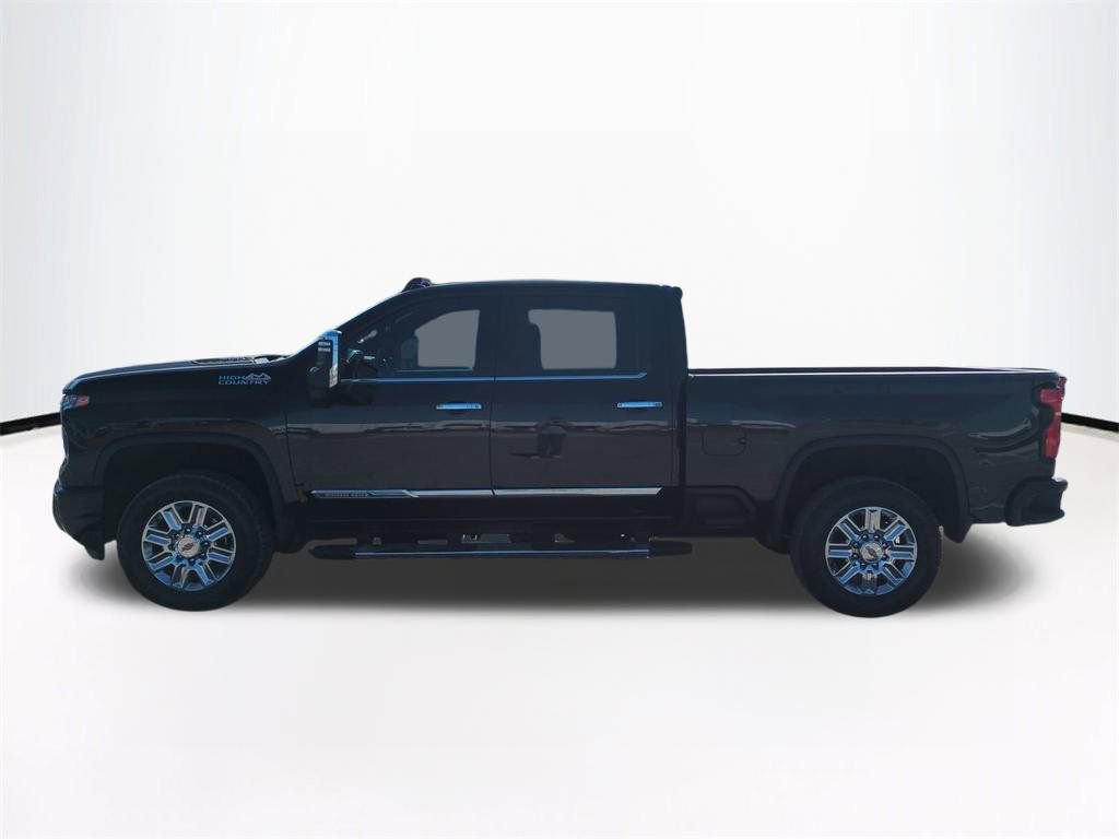 Used 2024 Chevrolet Silverado 2500 High Country w/ High Country Premium Package image 8