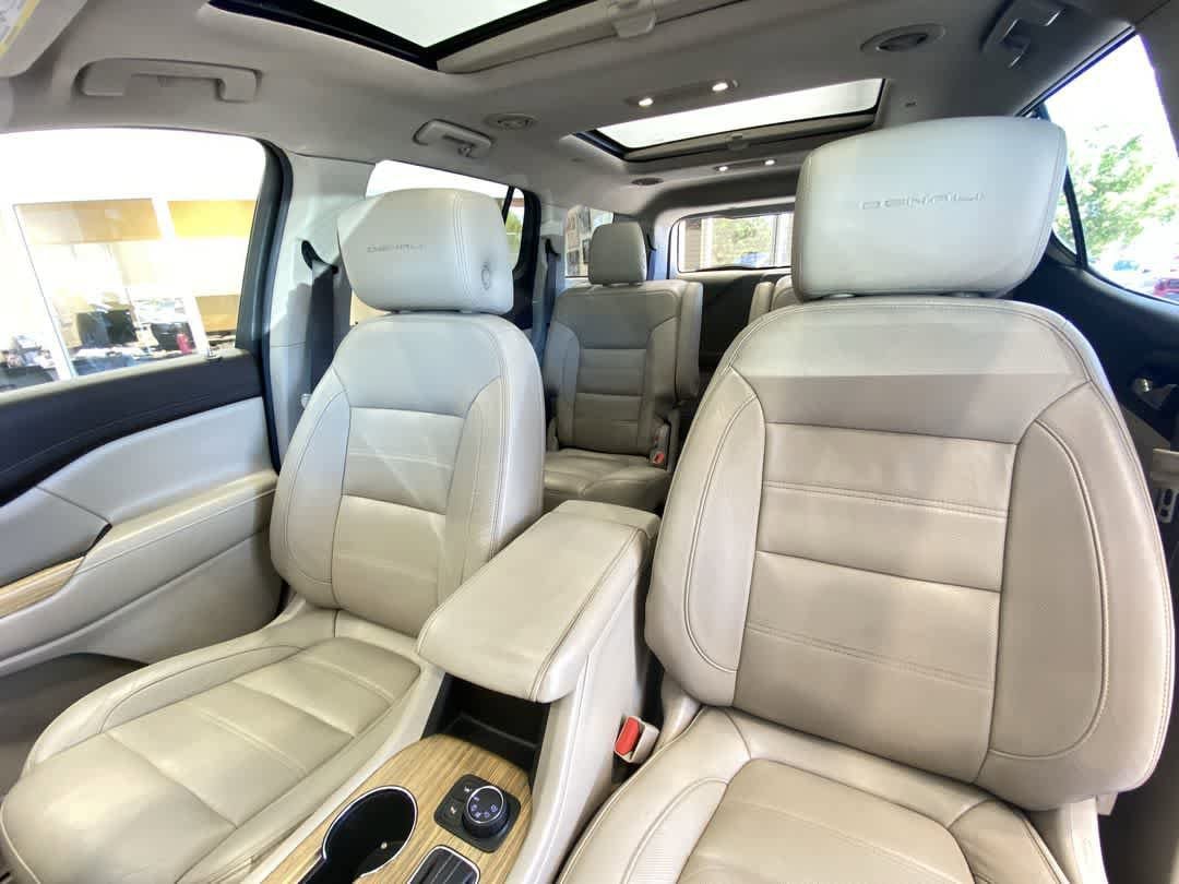 Used 2019 GMC Acadia Denali w/ Technology Package AWD/4WD image 14