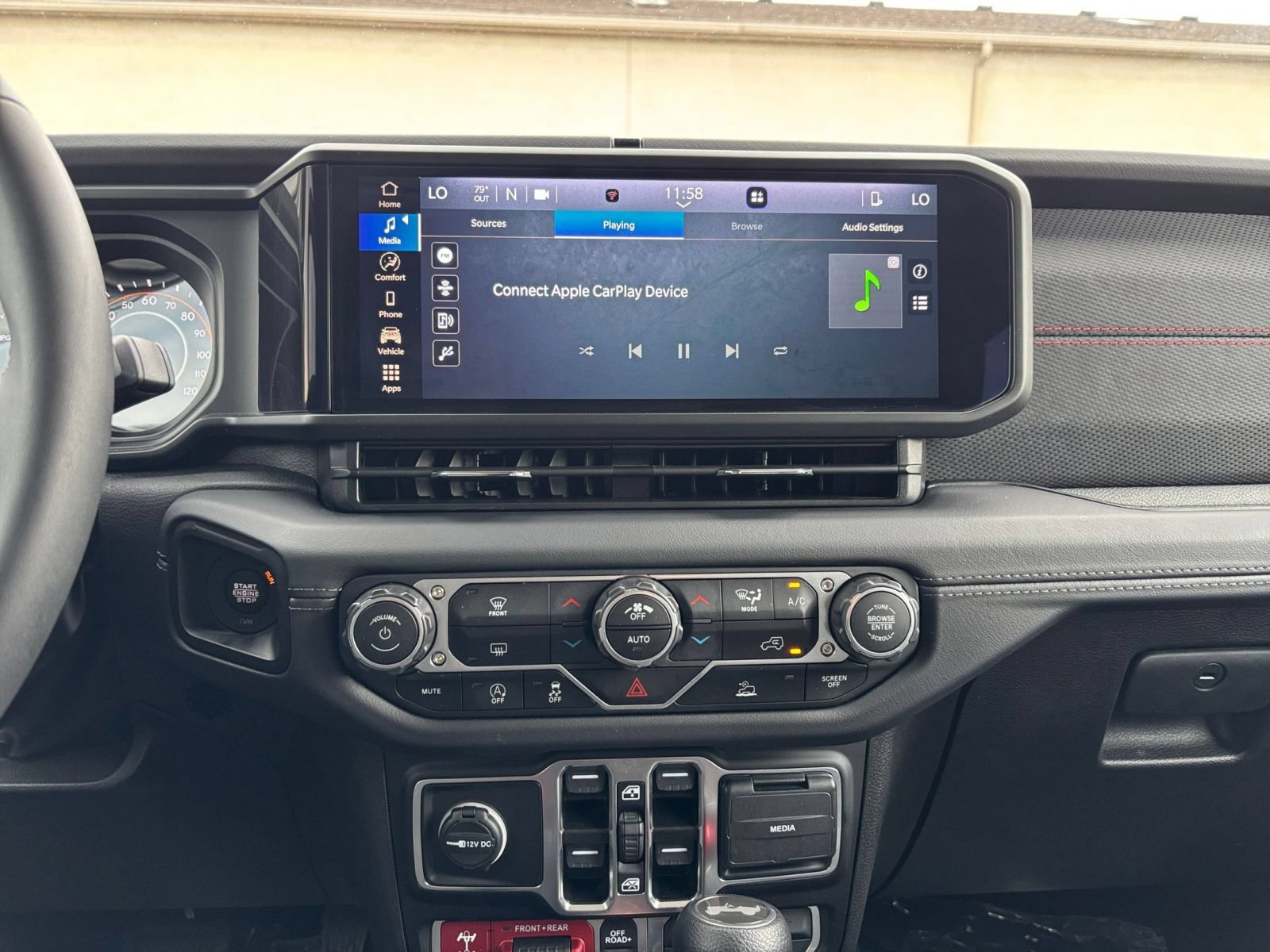 Used 2025 Jeep Wrangler Unlimited Rubicon AWD/4WD image 20