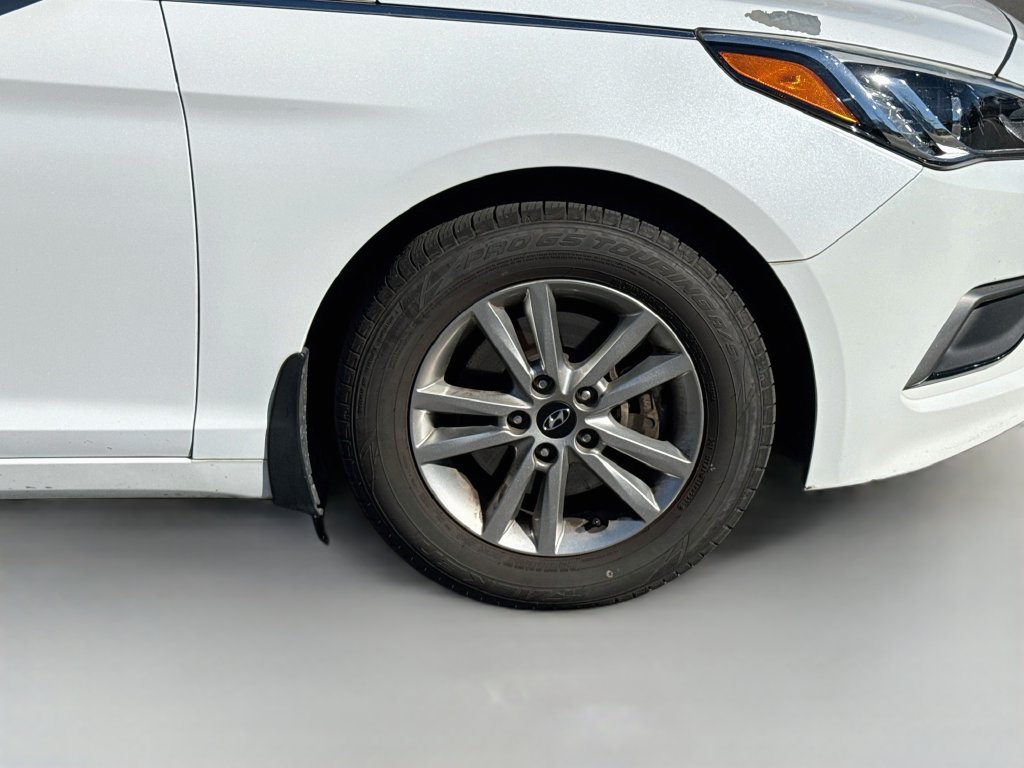 Used 2016 Hyundai Sonata SE FWD image 9