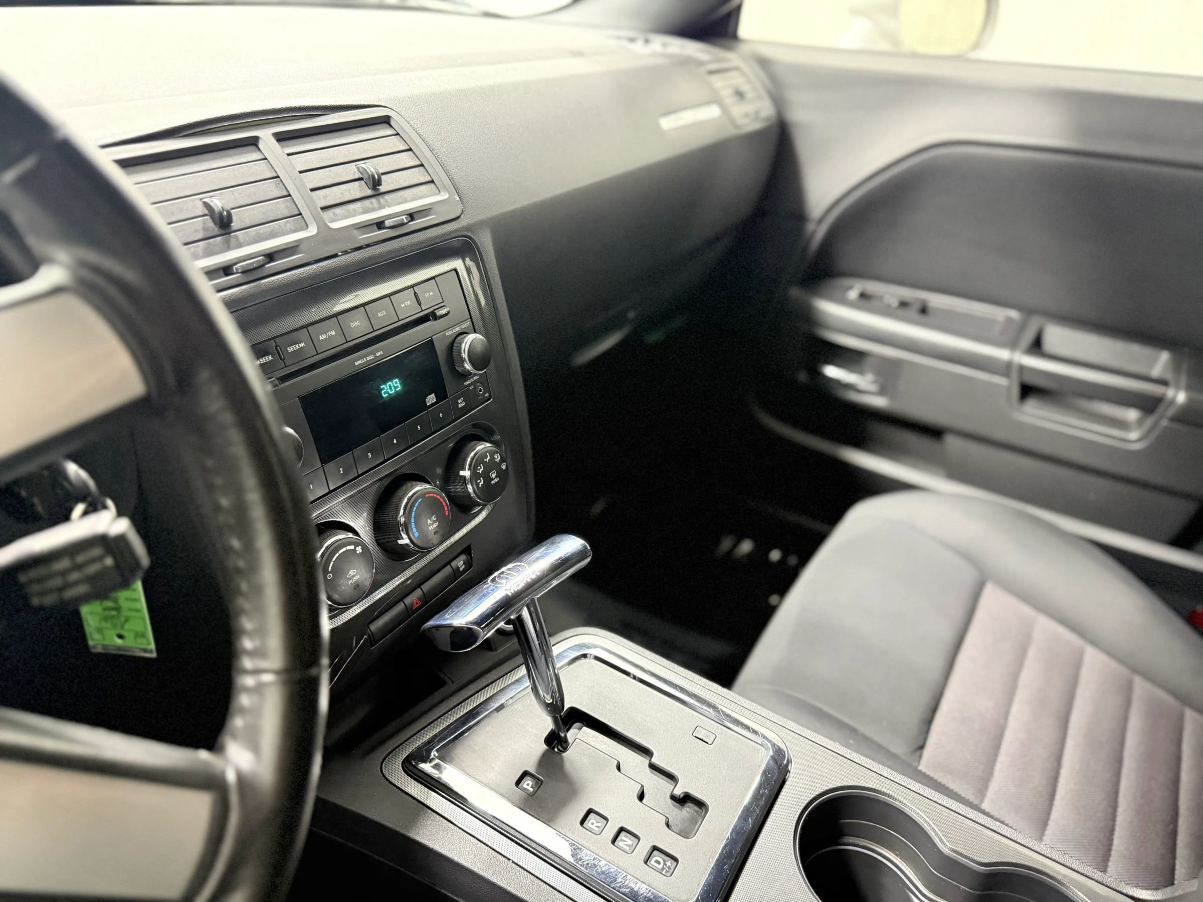 Used 2010 Dodge Challenger R/T image 22