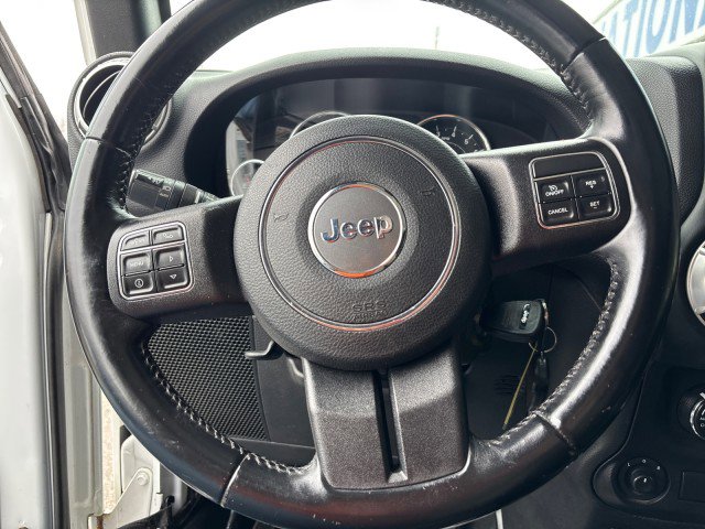 Used 2018 Jeep Wrangler Unlimited Sahara w/ Connectivity Group image 12