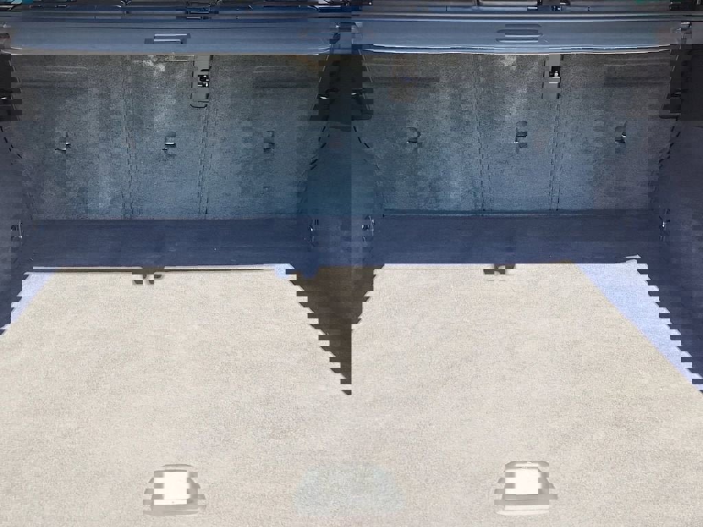 Used 2018 Volvo V60 T5 Cross Country AWD/4WD image 17