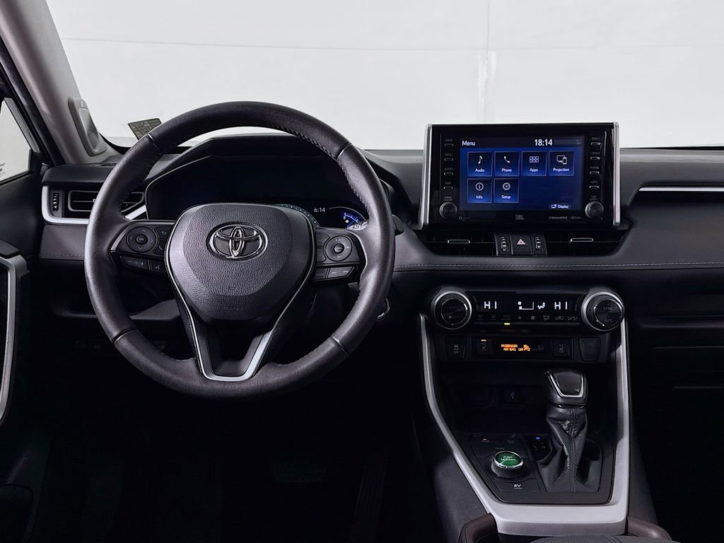 Used 2021 Toyota RAV4 Limited image 13