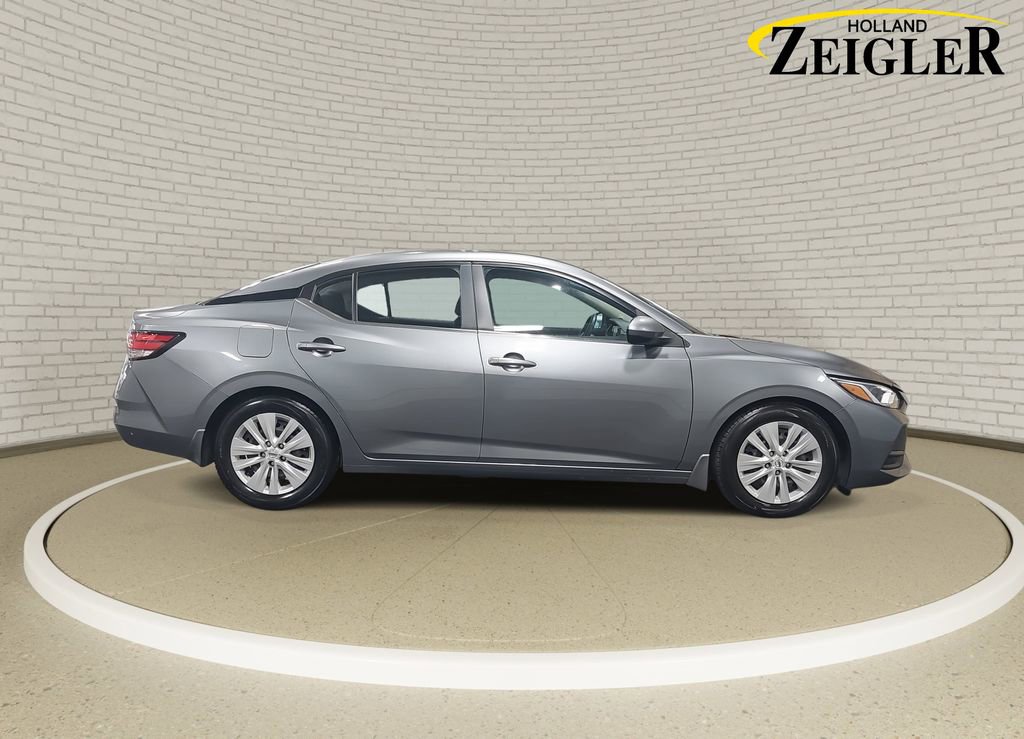 Used 2022 Nissan Sentra S w/ Lighting Package image 4