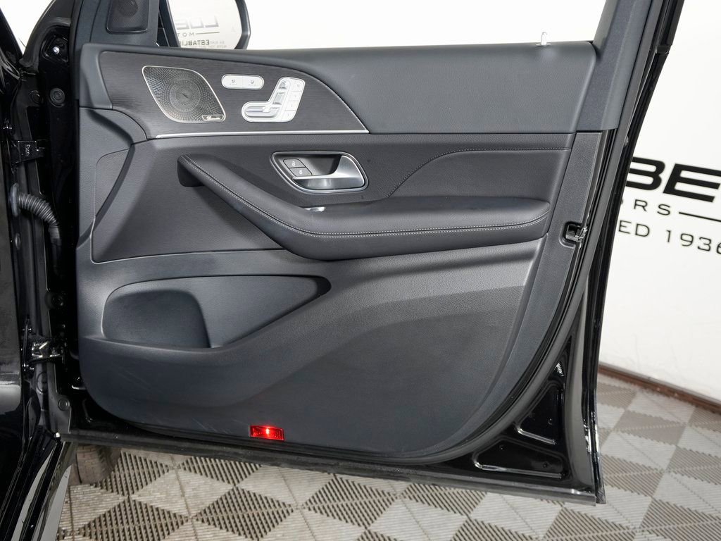 Used 2026 Mercedes-Benz GLE 580 4MATIC image 33