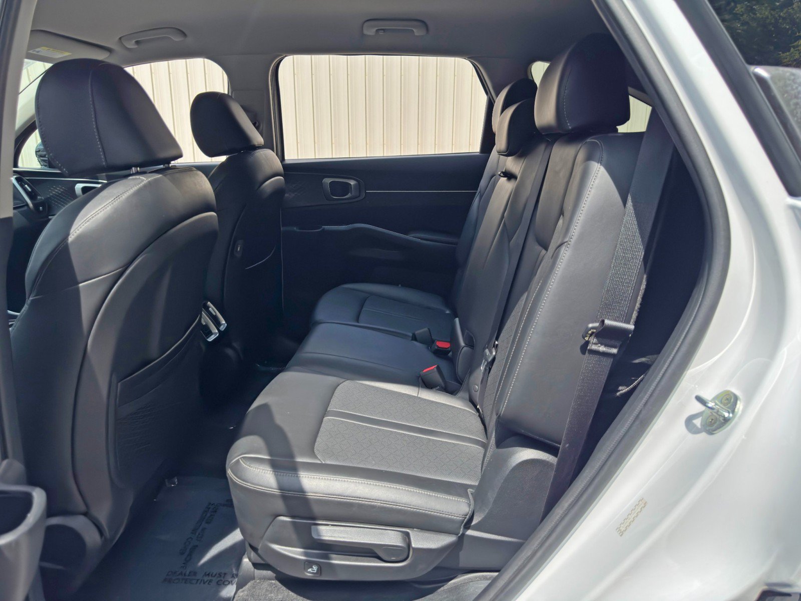 Used 2022 Kia Sorento S FWD image 38
