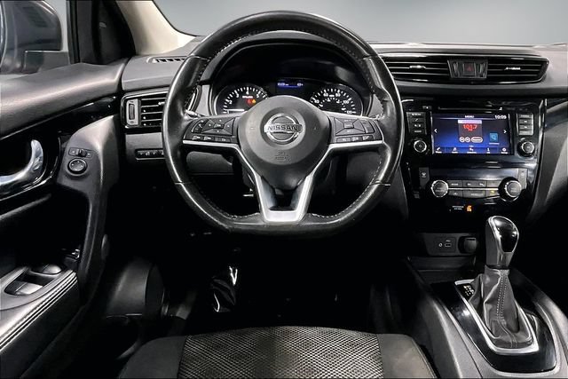 Used 2019 Nissan Rogue Sport SV w/ All-Weather Package AWD/4WD image 9
