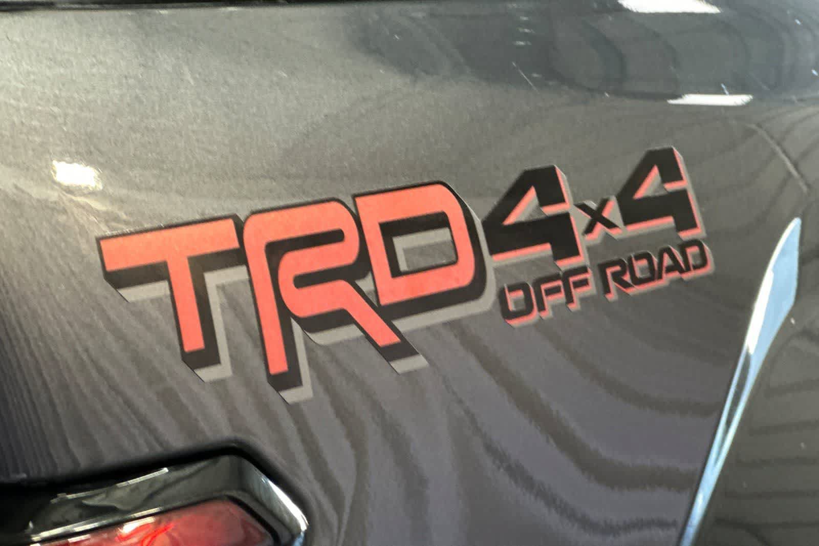 Used 2023 Toyota Tundra Limited w/ TRD Off-Road Package AWD/4WD image 17