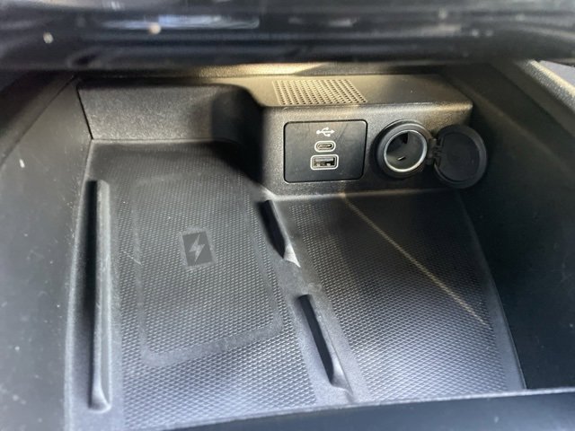 Used 2024 Ford Escape Platinum image 27