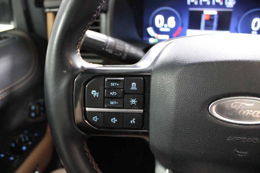 Used 2024 Ford Expedition Platinum image 21