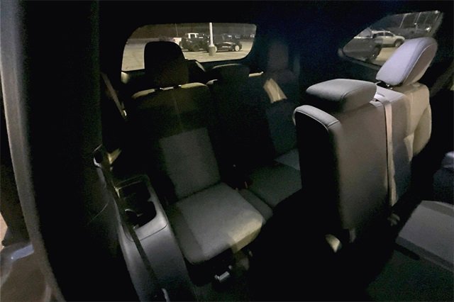 Used 2025 GMC Acadia Elevation image 26