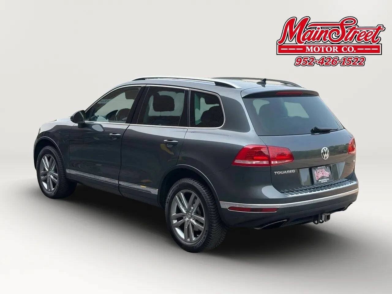 Used 2016 Volkswagen Touareg VR6 AWD/4WD image 5