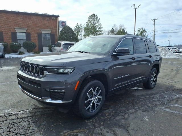 New 2025 Jeep Grand Cherokee L Limited w/ Luxury Tech Group II image 5