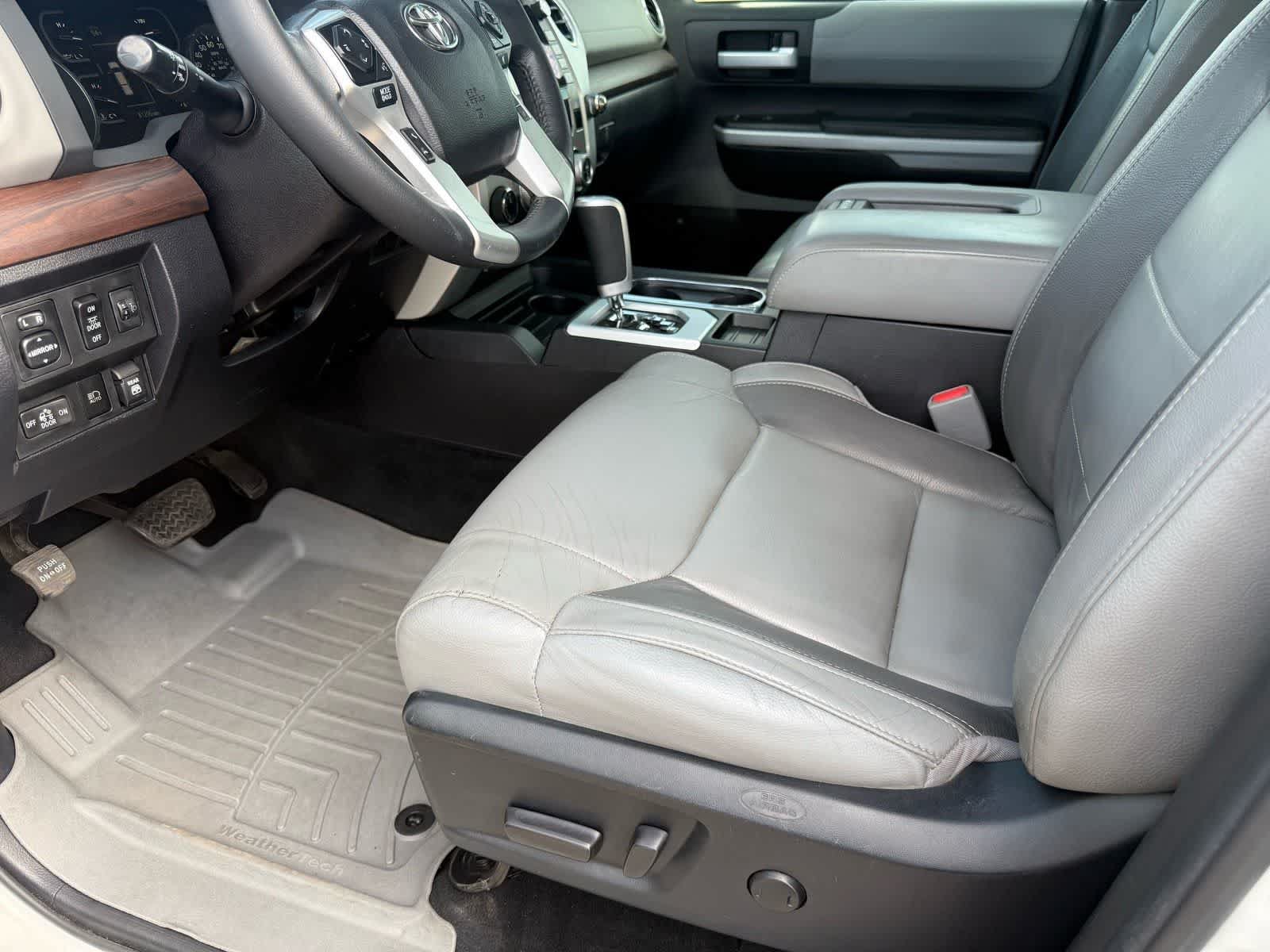 Used 2021 Toyota Tundra Limited w/ Limited Premium Package AWD/4WD image 13