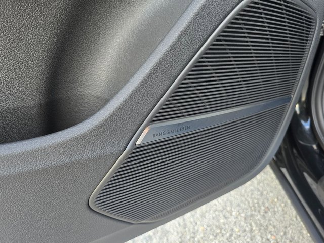 Used 2025 Audi Q7 3.0T Premium Plus image 40