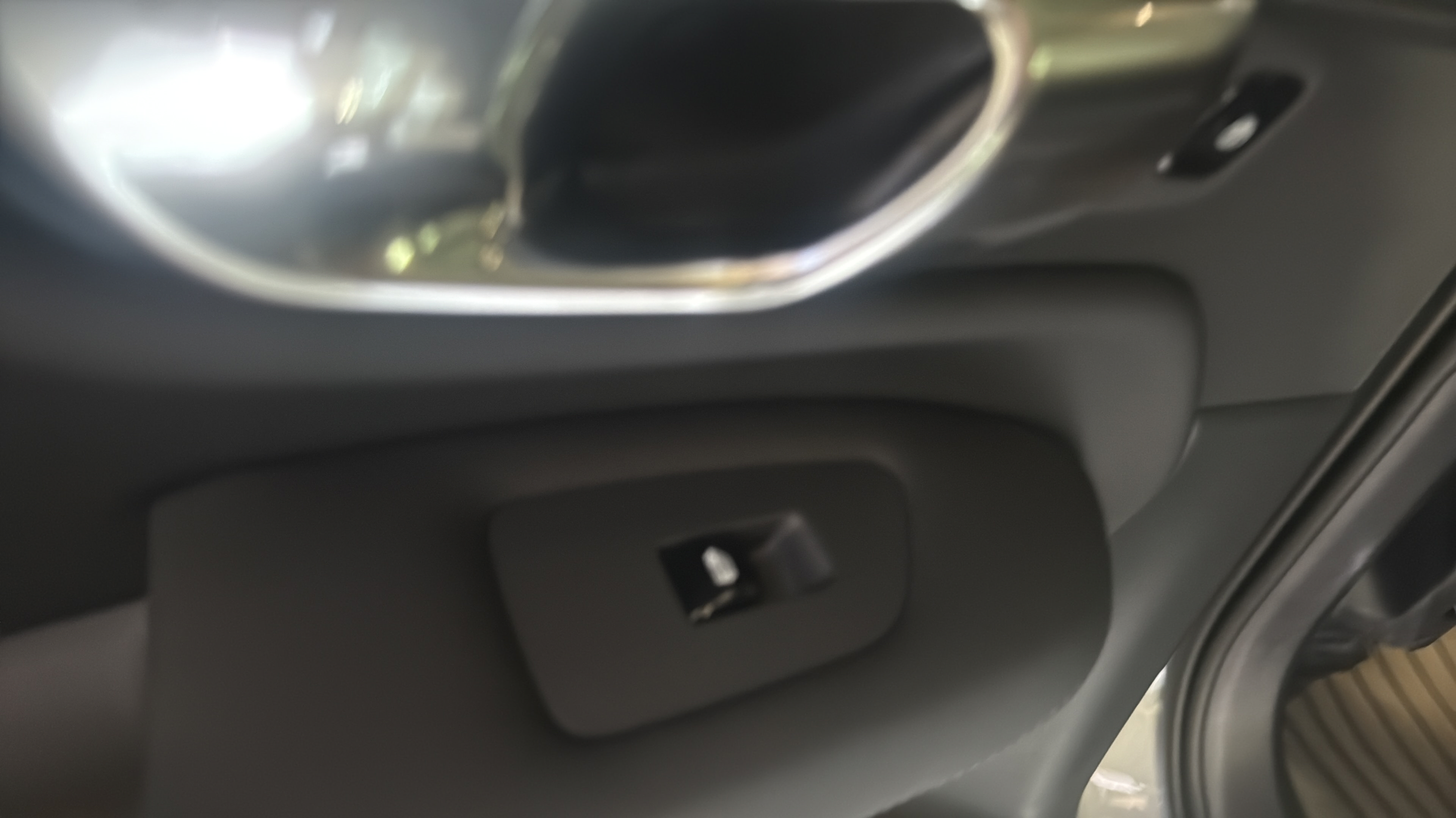 New 2027 Volvo XC90 B6 Ultra AWD/4WD image 23