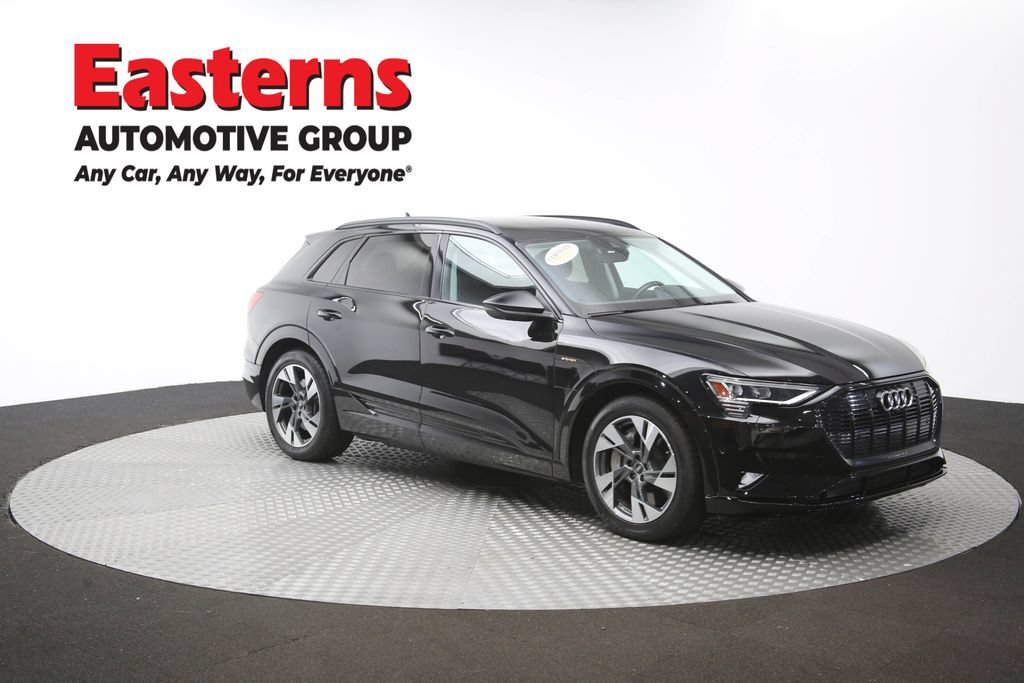 Used 2021 Audi e-tron Premium w/ Convenience Plus Package AWD/4WD image 52