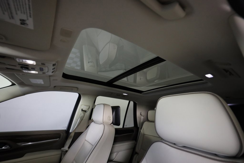 Used 2021 GMC Yukon Denali w/ Denali Premium Package image 41