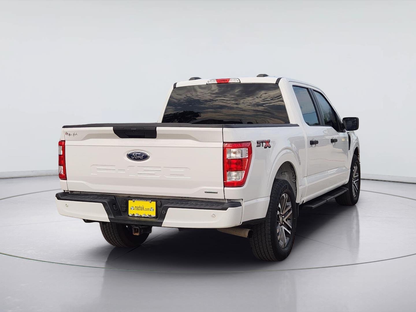 Used 2022 Ford F150 XL w/ STX Appearance Package RWD image 5