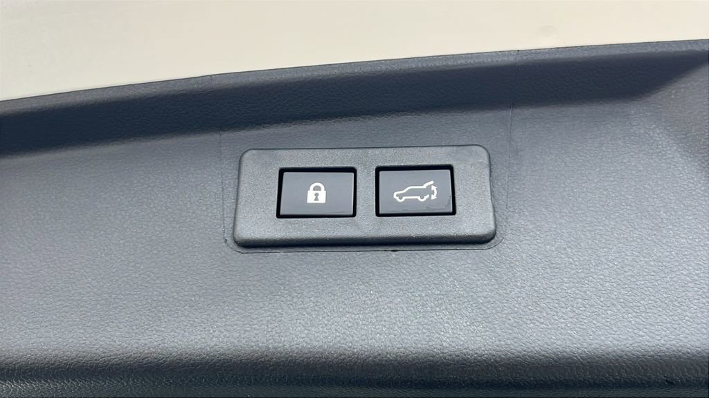 New 2025 Subaru Outback Premium image 16