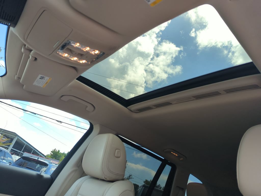 Used 2021 Mercedes-Benz GLS 450 4MATIC image 28
