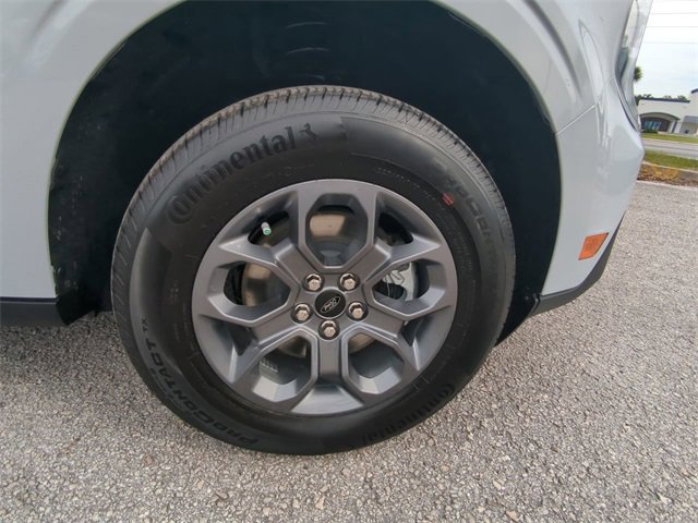 New 2025 Ford Maverick XLT image 12