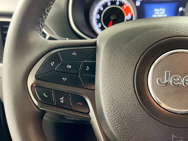 Used 2021 Jeep Cherokee Trailhawk image 15