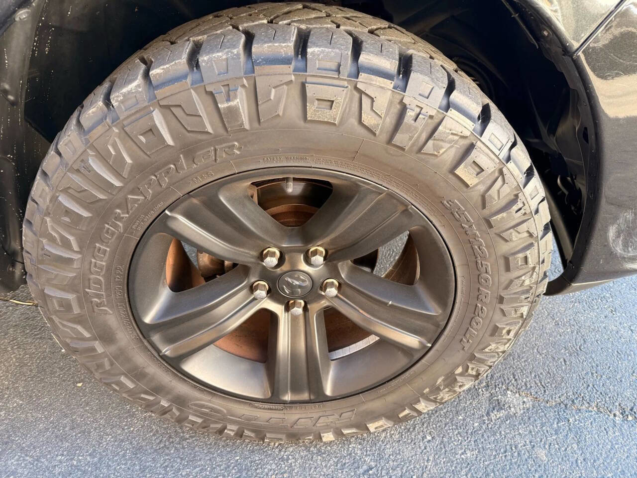 Used 2017 RAM 1500 Sport w/ Quick Order Package 26Q Night AWD/4WD image 12