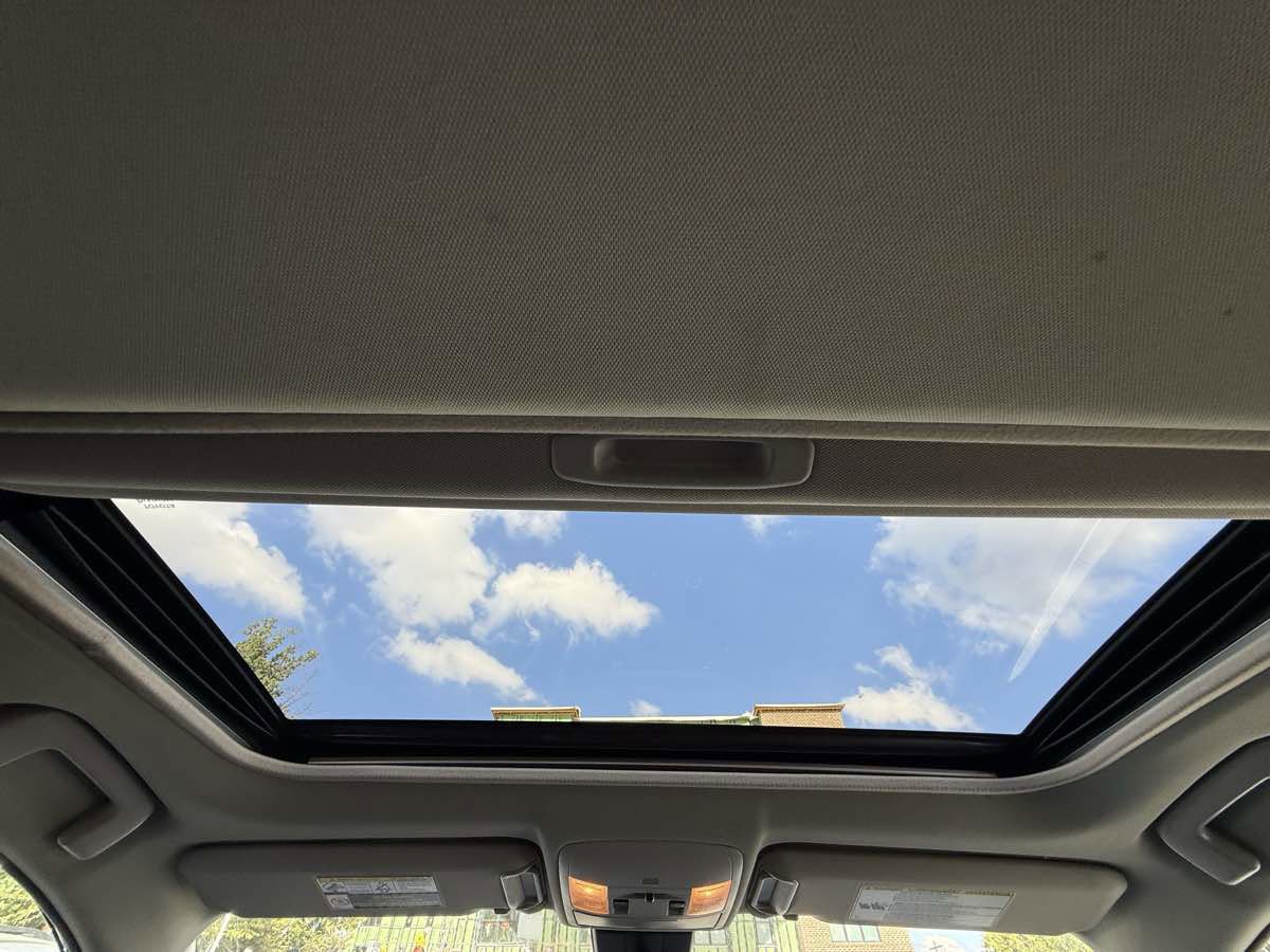 Used 2017 Toyota RAV4 XLE image 24