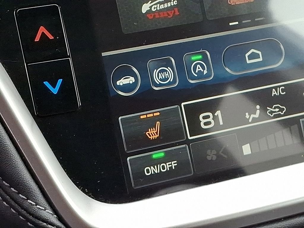 Used 2025 Subaru Outback Limited image 29