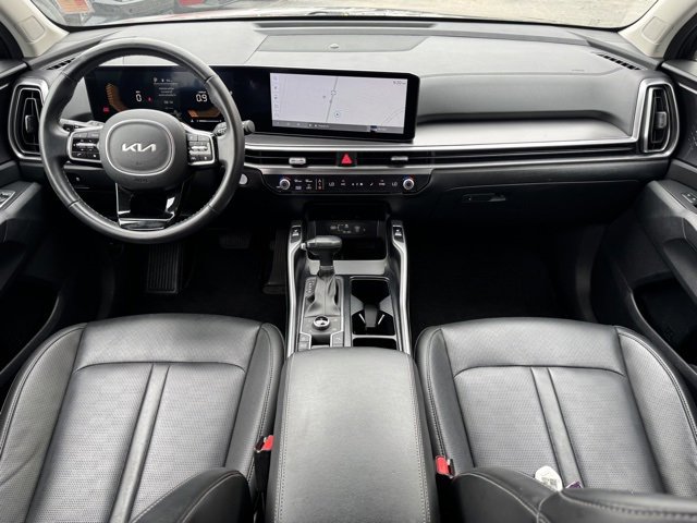 Certified 2024 Kia Sorento S image 14