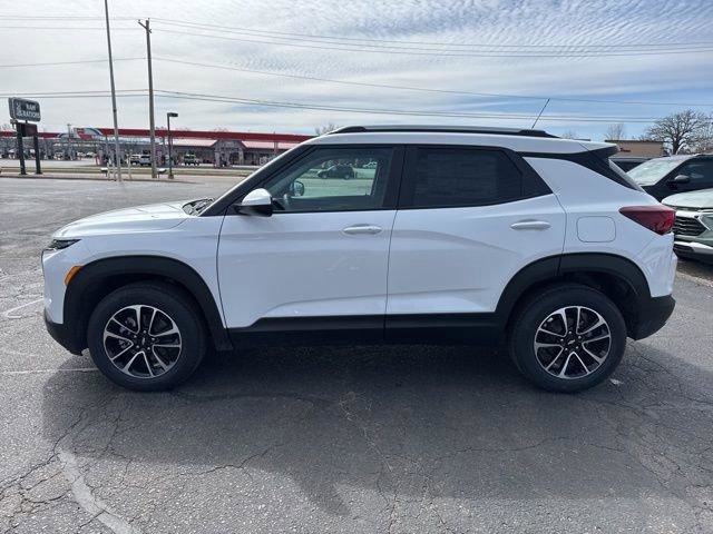 New 2026 Chevrolet TrailBlazer LT w/ Convenience Package AWD/4WD image 4