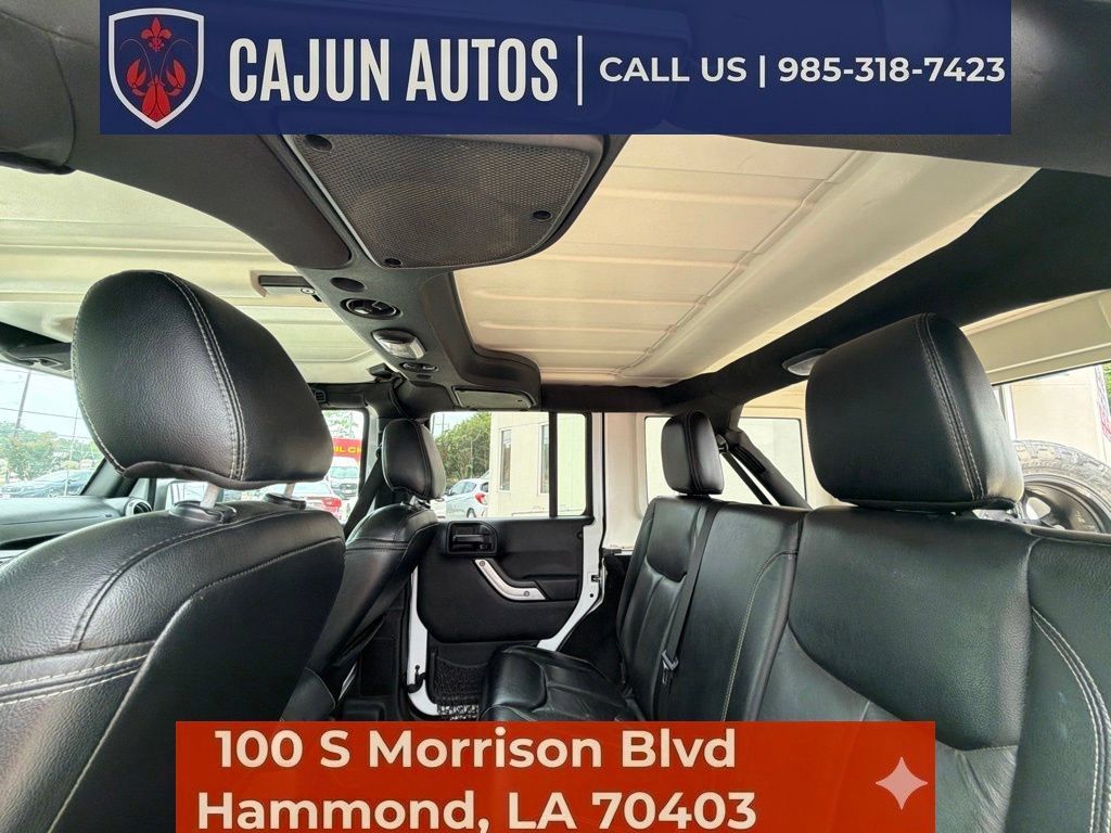 Used 2017 Jeep Wrangler Unlimited Rubicon AWD/4WD image 26