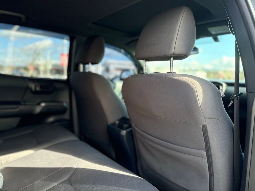 Used 2016 Toyota Tacoma TRD Off-Road image 19