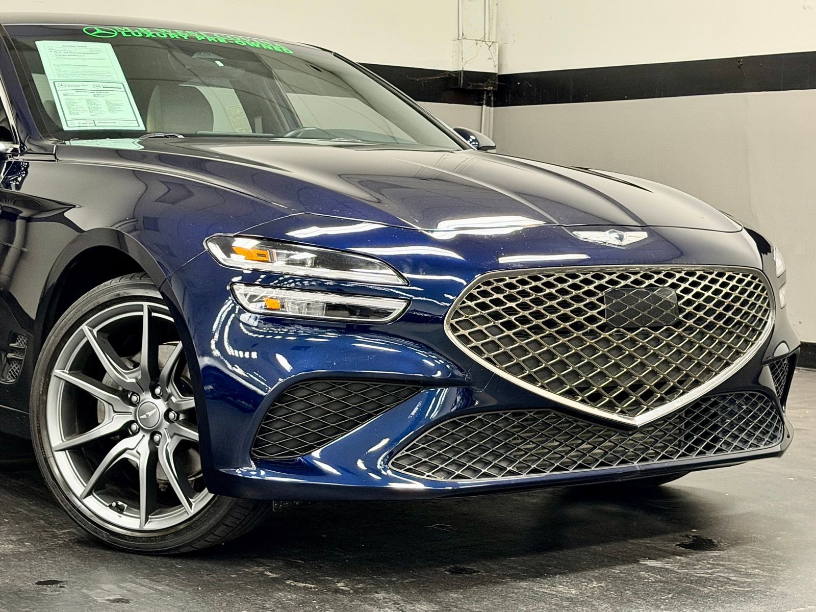 Used 2023 Genesis G70 2.0T AWD/4WD image 3