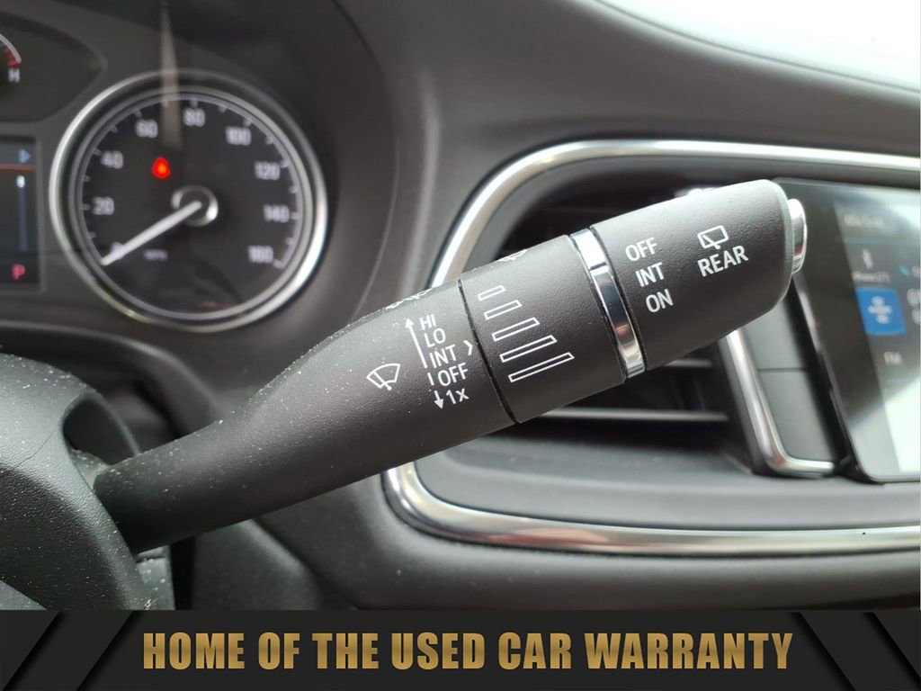 Used 2023 Buick Enclave Essence image 23