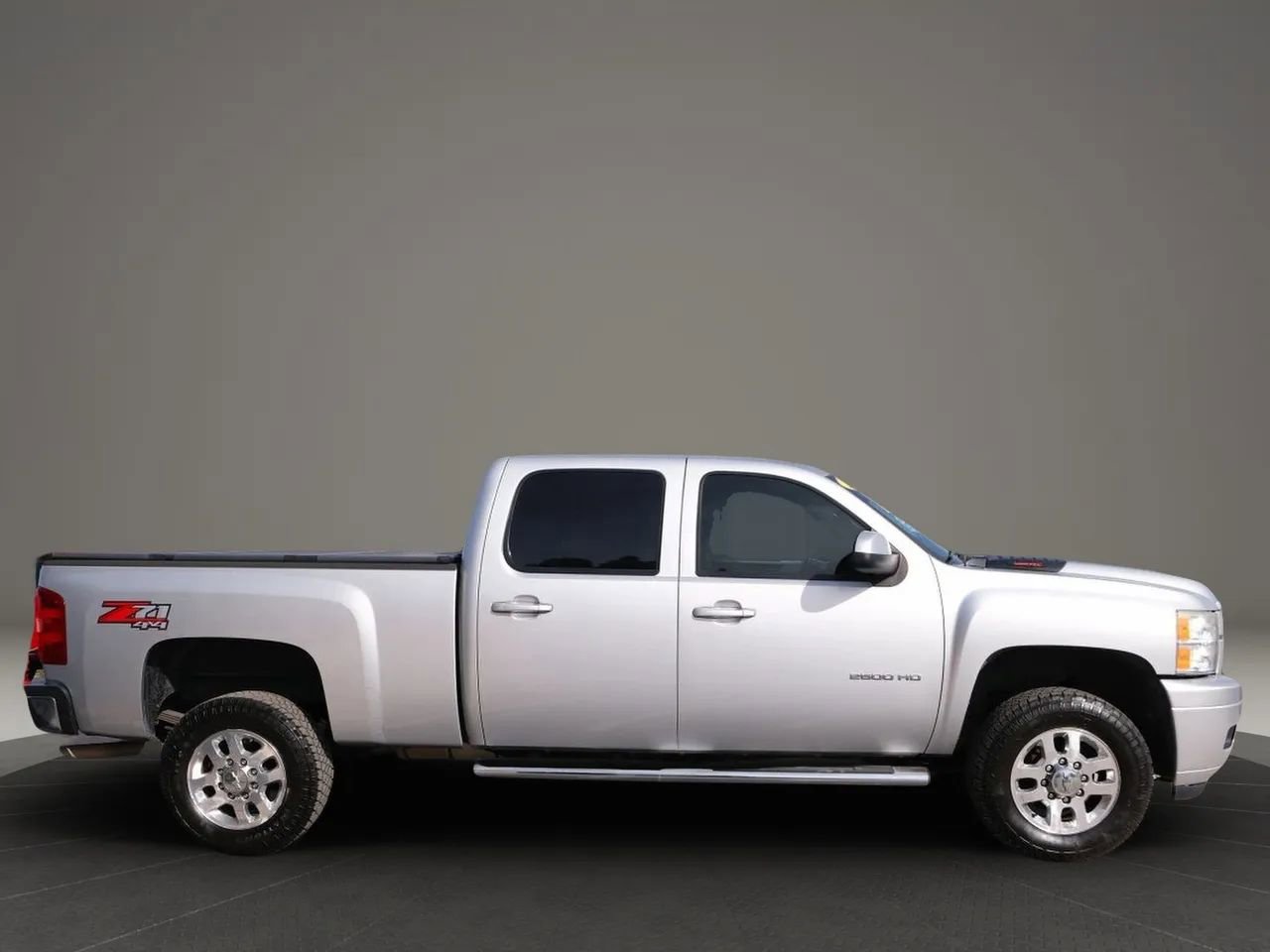 Used 2012 Chevrolet Silverado 2500 LT w/ Z71 Appearance Package image 6