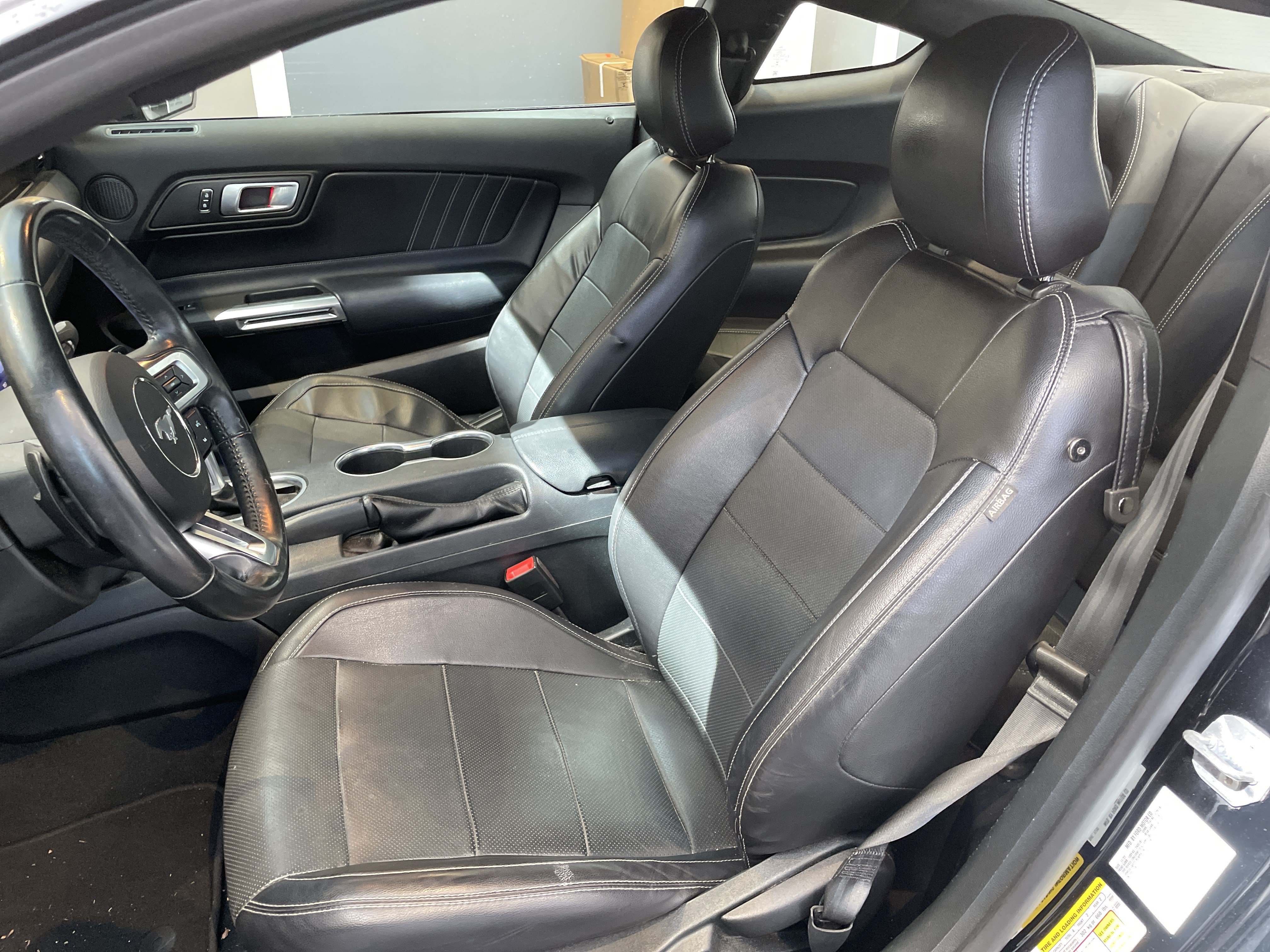 Used 2022 Ford Mustang GT Premium RWD image 16