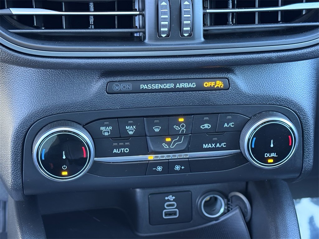 Used 2025 Ford Escape Active image 17