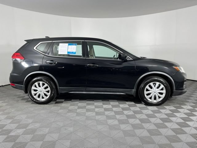 Used 2017 Nissan Rogue S FWD image 14