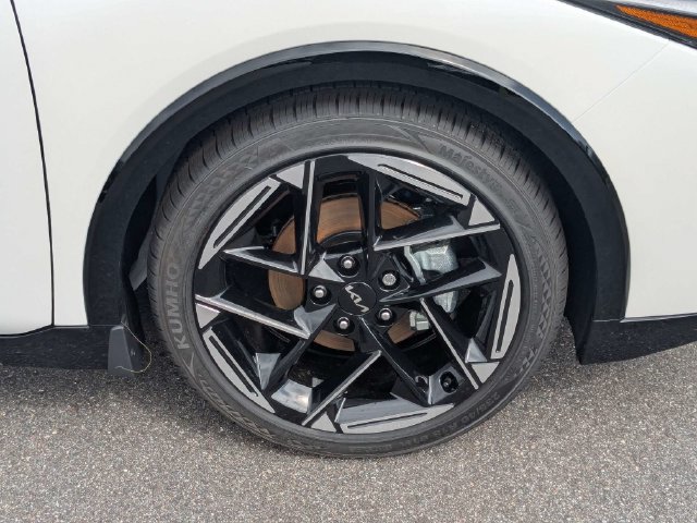 New 2026 Kia K4 GT-Line w/ GT-Line Premium Package FWD image 11