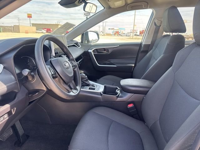 Used 2025 Toyota RAV4 LE image 2