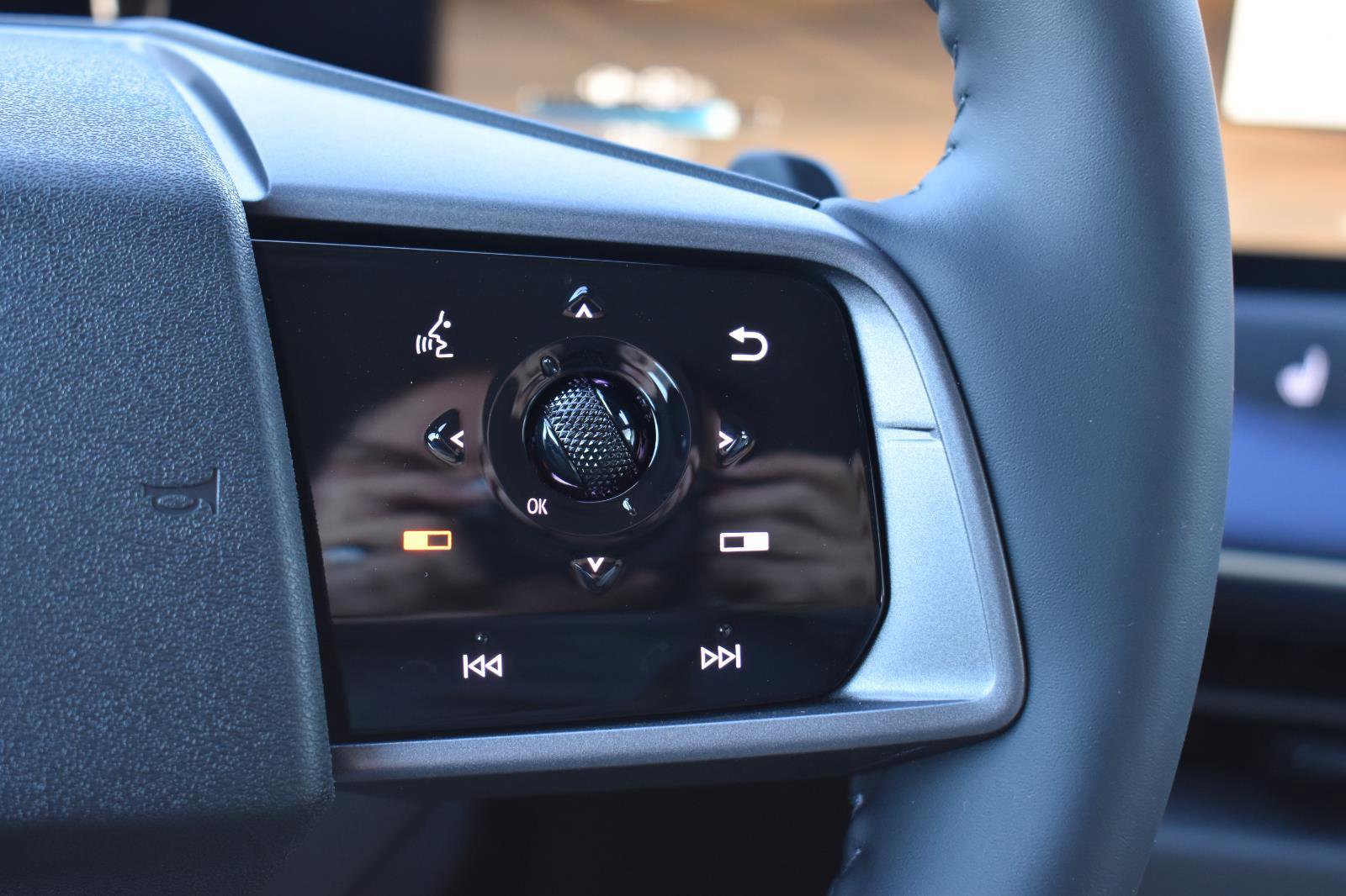 New 2026 Nissan Leaf SV+ w/ Illuminated Package image 23