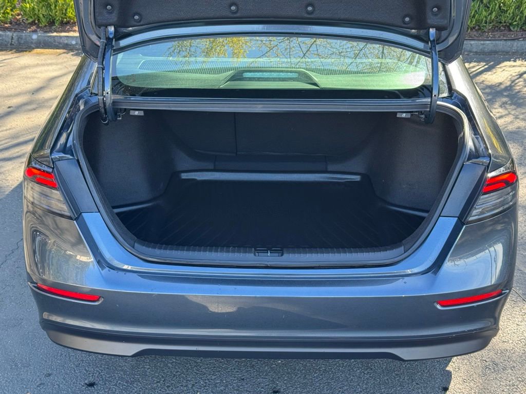 Certified 2023 Honda Accord EX image 11