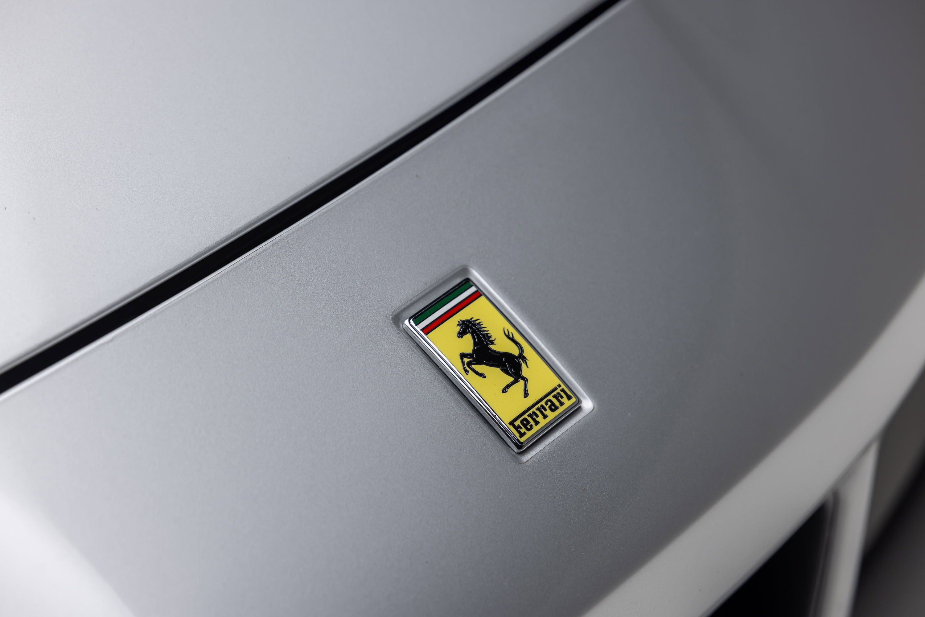 Certified 2018 Ferrari 488 GTB RWD image 13