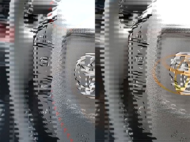 New 2026 Toyota Prius Plug-In Hybrid image 21