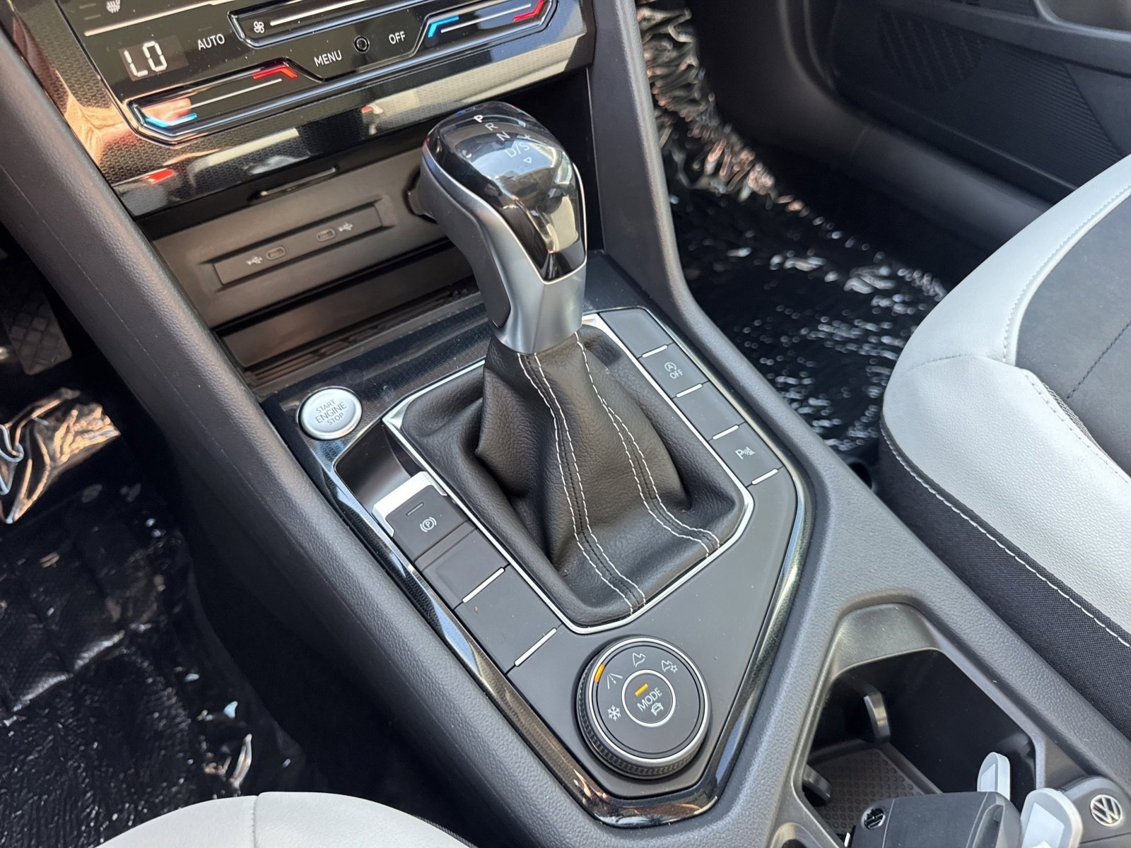 New 2026 Volkswagen Taos SE AWD/4WD image 23