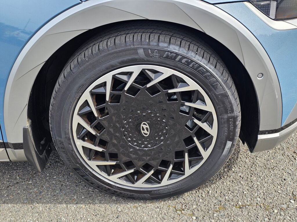 Used 2024 Hyundai Ioniq 5 Limited image 31