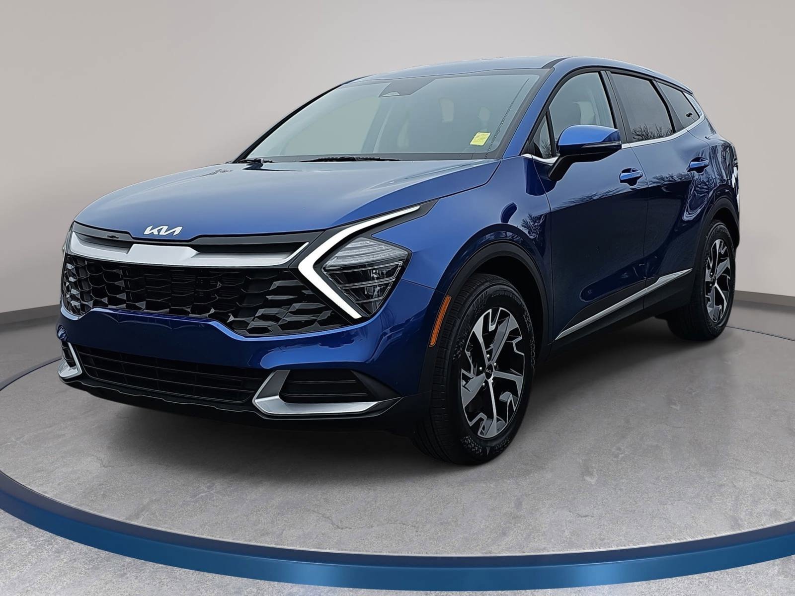 New 2025 Kia Sportage EX FWD image 1